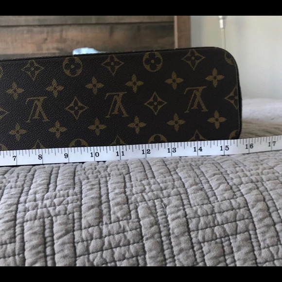 Louis Vuitton Cabas Luco Large Tote - Picture 6 of 8